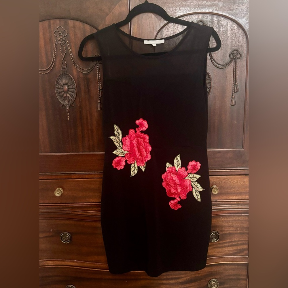 Sweet Rain women’s size large black knee length dress with red appliqués